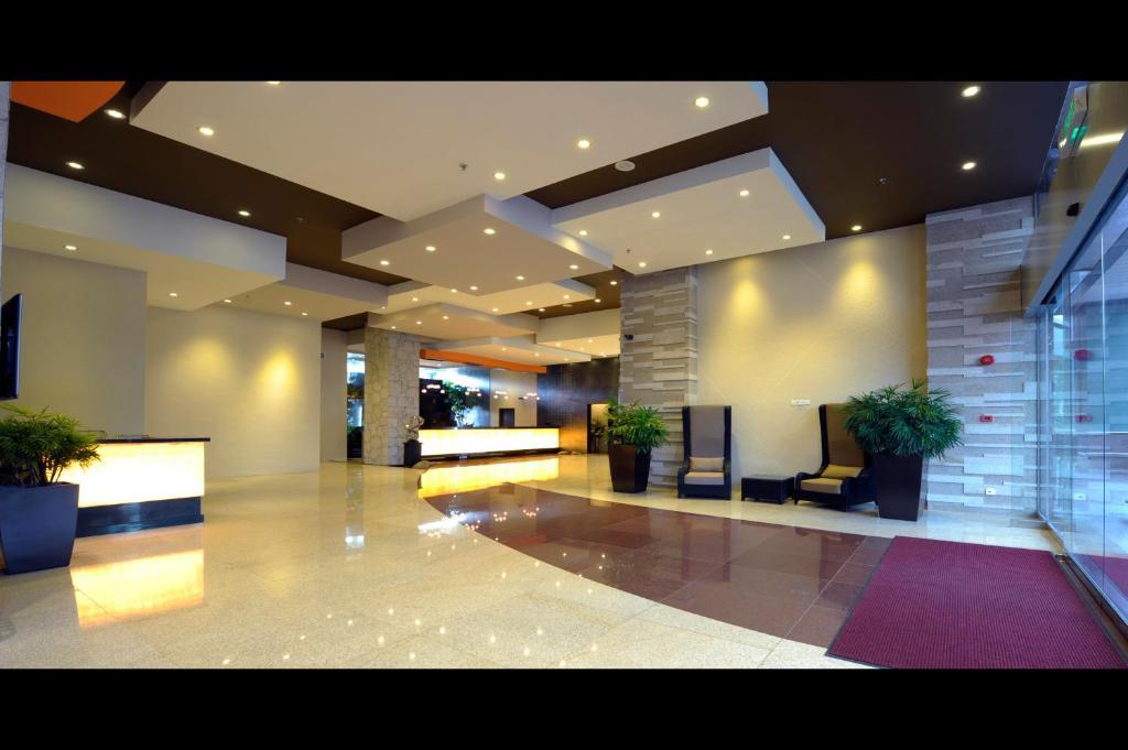 Hock Lee Hotel & Residences Κουτσίνγκ Εξωτερικό φωτογραφία