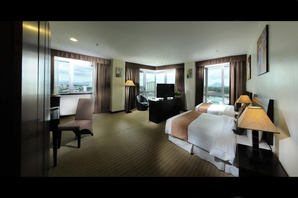 Hock Lee Hotel & Residences Κουτσίνγκ Εξωτερικό φωτογραφία